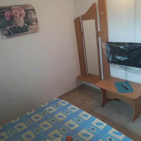 Pensiunea Lyo Vendégház Două Mai