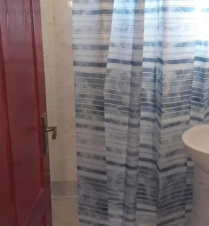 Pensiunea Lyo Доуэ-Май